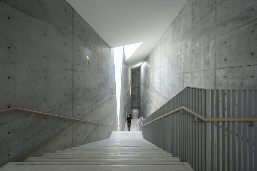 Architect
                        Tadao Ando